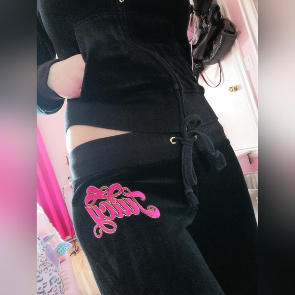 **SOLD** RARE Authentic Juicy Couture Tracksuit Black Pink Gold - Picture 2 of 4